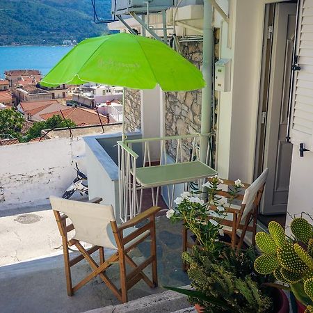 Dolichi Studio Samos Town Bagian luar foto