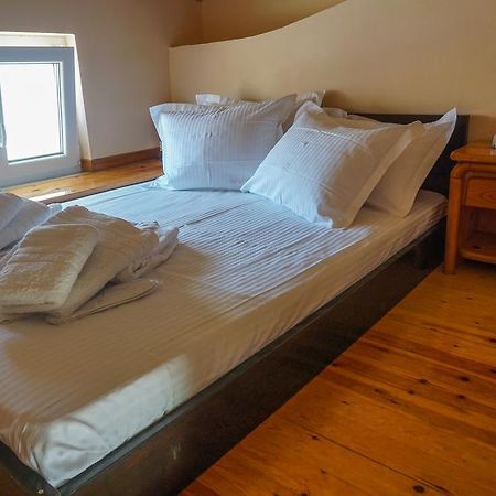 Dolichi Studio Samos Town Bagian luar foto