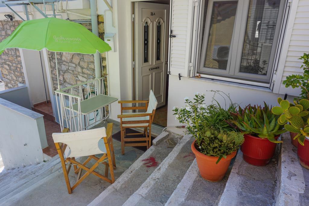 Dolichi Studio Samos Town Bagian luar foto