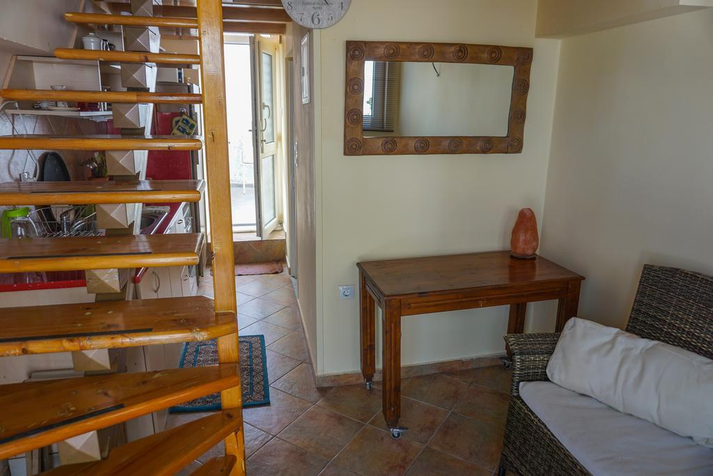 Dolichi Studio Samos Town Bagian luar foto